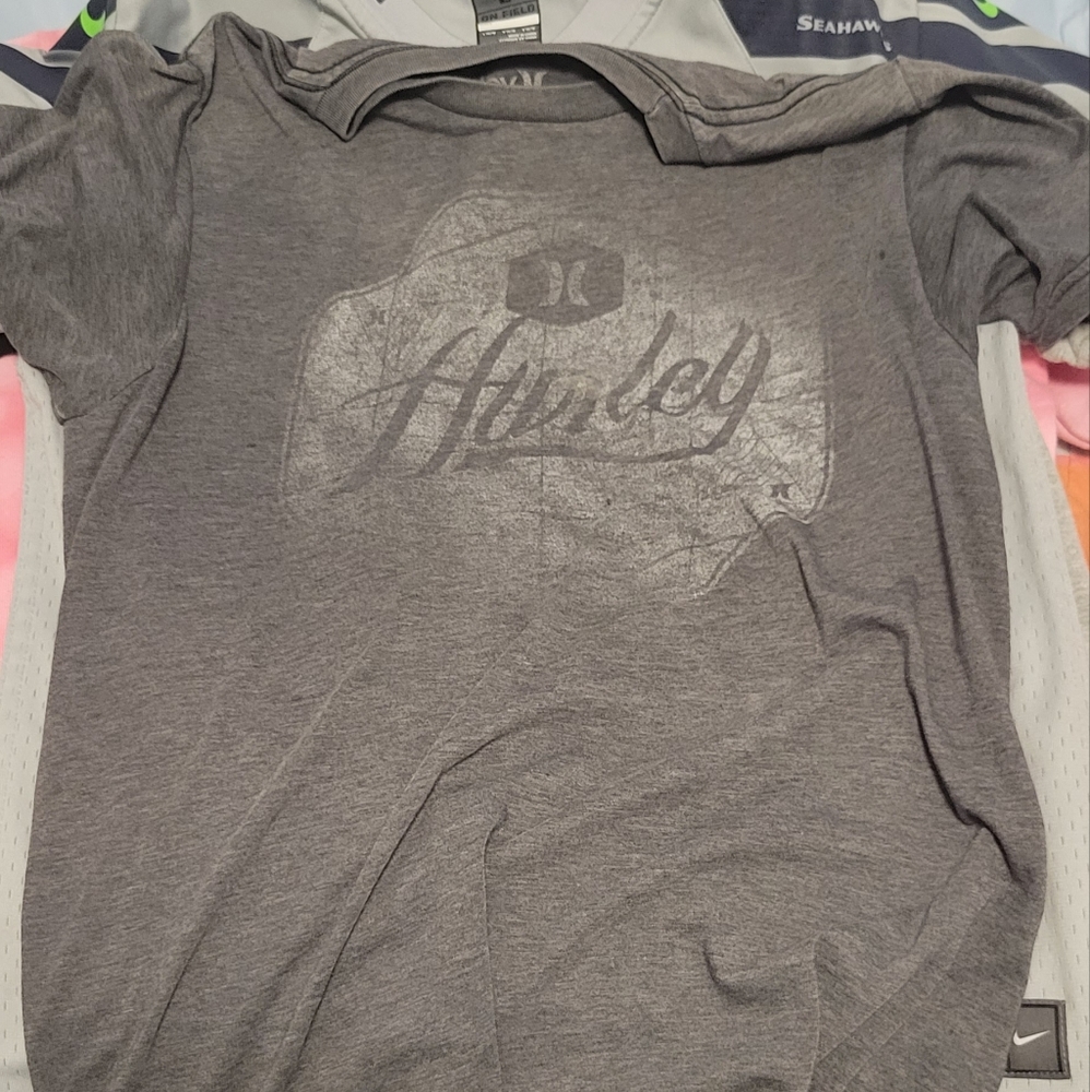 Hurley T-shirt